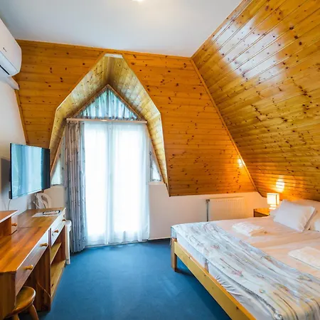 Gyorfi Apartmanhaz *