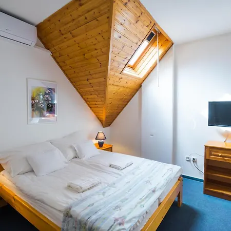 Gyorfi Apartmanhaz