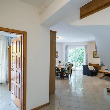 Gyorfi Apartmanhaz Apartment