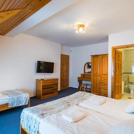 Apartment Gyorfi Apartmanhaz Zamardi
