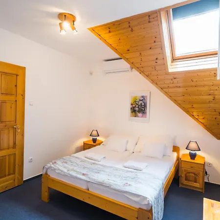 Gyorfi Apartmanhaz