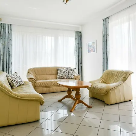 Gyorfi Apartmanhaz Zamárdi