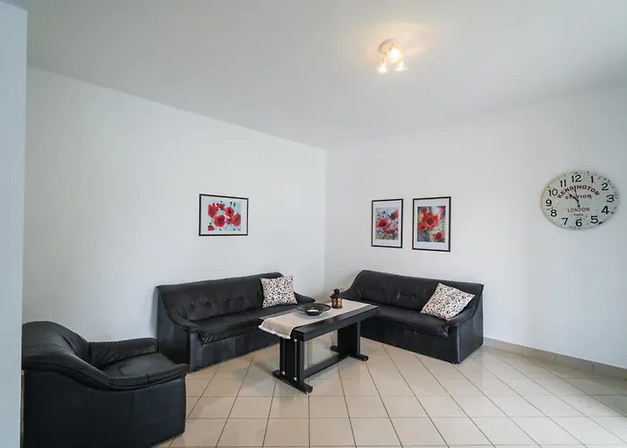 Gyorfi Apartmanhaz * Zamardi