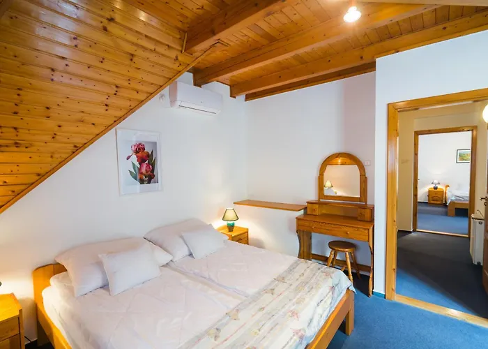 Apartament Gyorfi Apartmanhaz *