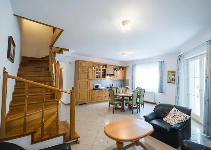 Gyorfi Apartmanhaz