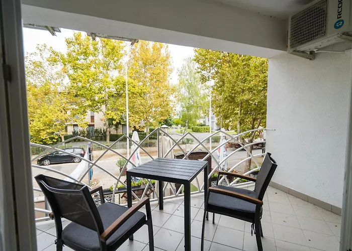 Gyorfi Apartmanhaz Apartament Zamárdi