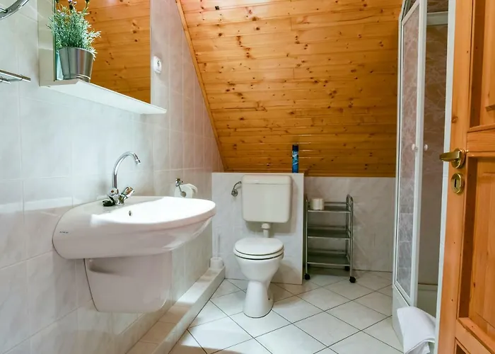 Gyorfi Apartmanhaz Apartment Zamardi