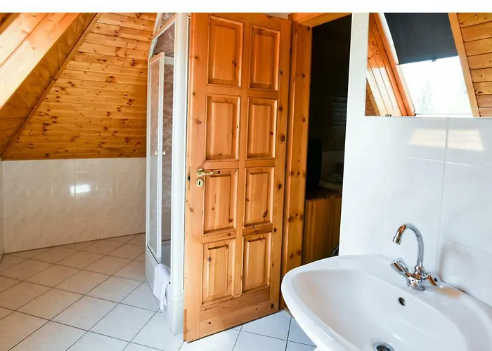 Gyorfi Apartmanhaz Zamardi