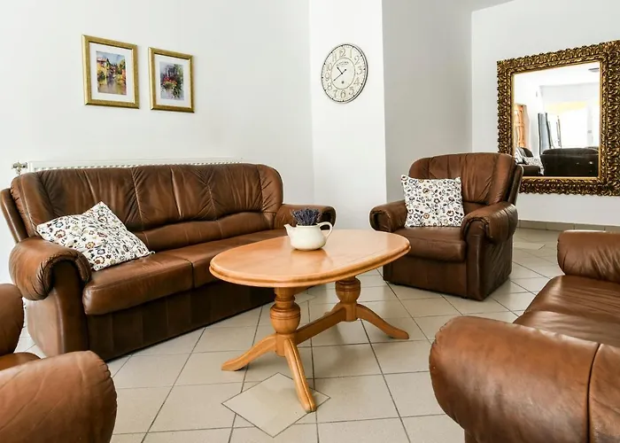 Gyorfi Apartmanhaz Διαμέρισμα Zamárdi